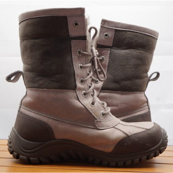 UGG WOMEN'S ADIRONDACK II WINTER BOOTS - ROUND TOE, SIZE 8, Preowned - Picture 8 of 12